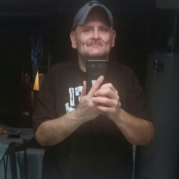 Meet your Posher, Donnie - Picture 1 of 1